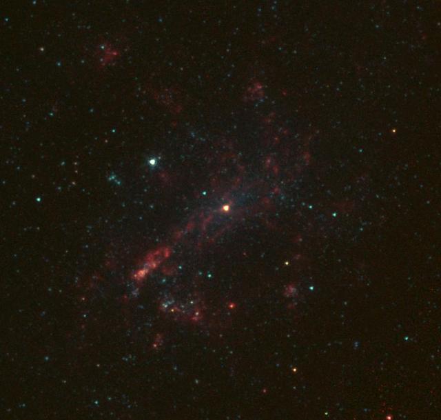 Illustration comparant une lunette astronomique et un mini-télescope Dobson selon l'âge conseillé
