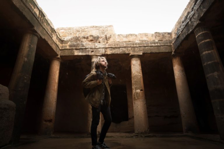 Un mystère vieux de plusieurs siècles : la tombe de Néfertiti enfin révélée ?